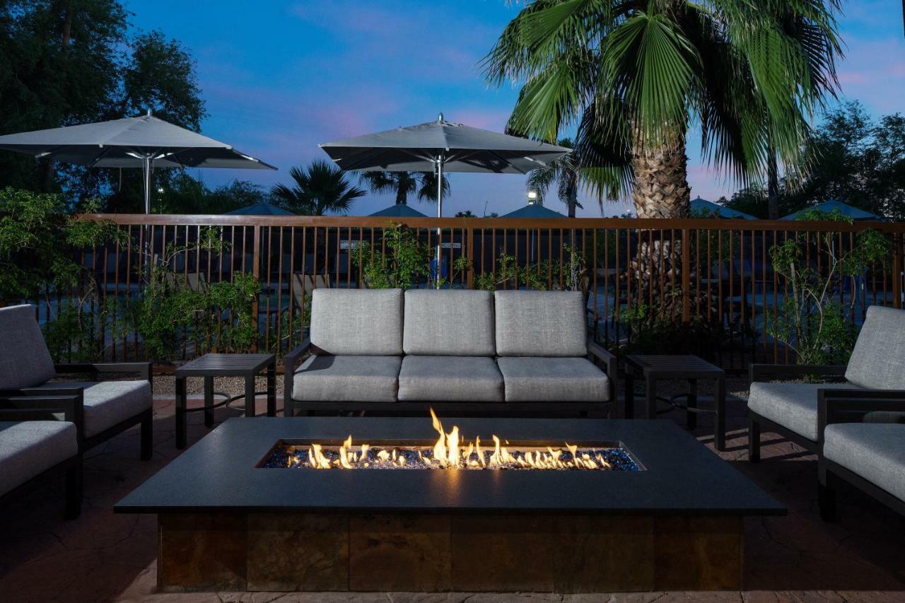 Courtyard Scottsdale North Hotel Exterior foto